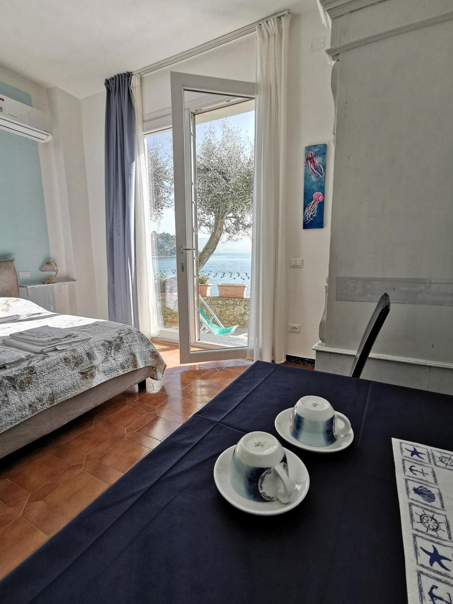 B&B La Palafitta Porto Venere Eksteriør billede